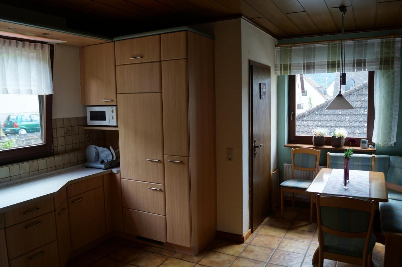 Ferienwohnung Unter Dem Schild Oberfell Экстерьер фото