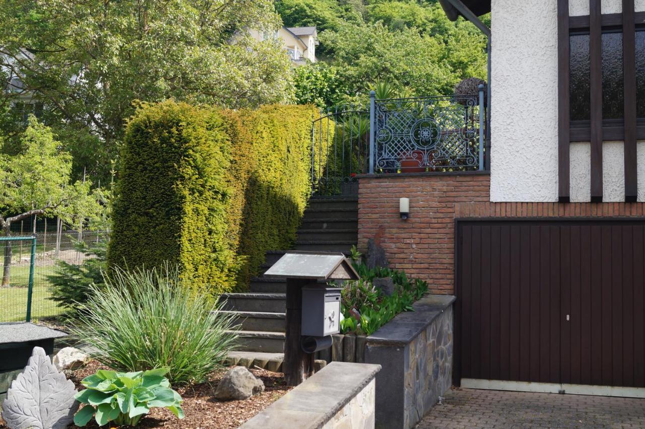 Ferienwohnung Unter Dem Schild Oberfell Экстерьер фото