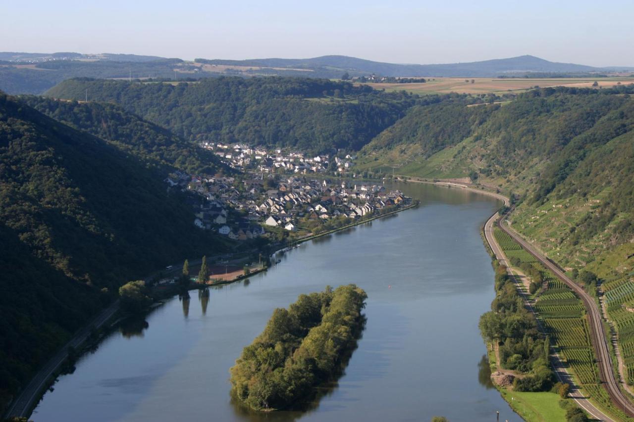 Ferienwohnung Unter Dem Schild Oberfell Экстерьер фото